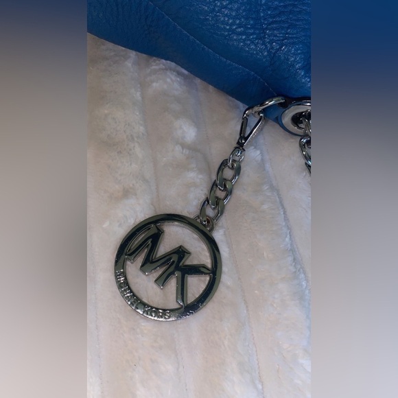 NWOT MICHAEL KORS JET SET STEEL BLUE SMOOTH PEBBLED LEATHER CROSSBODY 11.5Wx8.5L - Picture 4 of 10